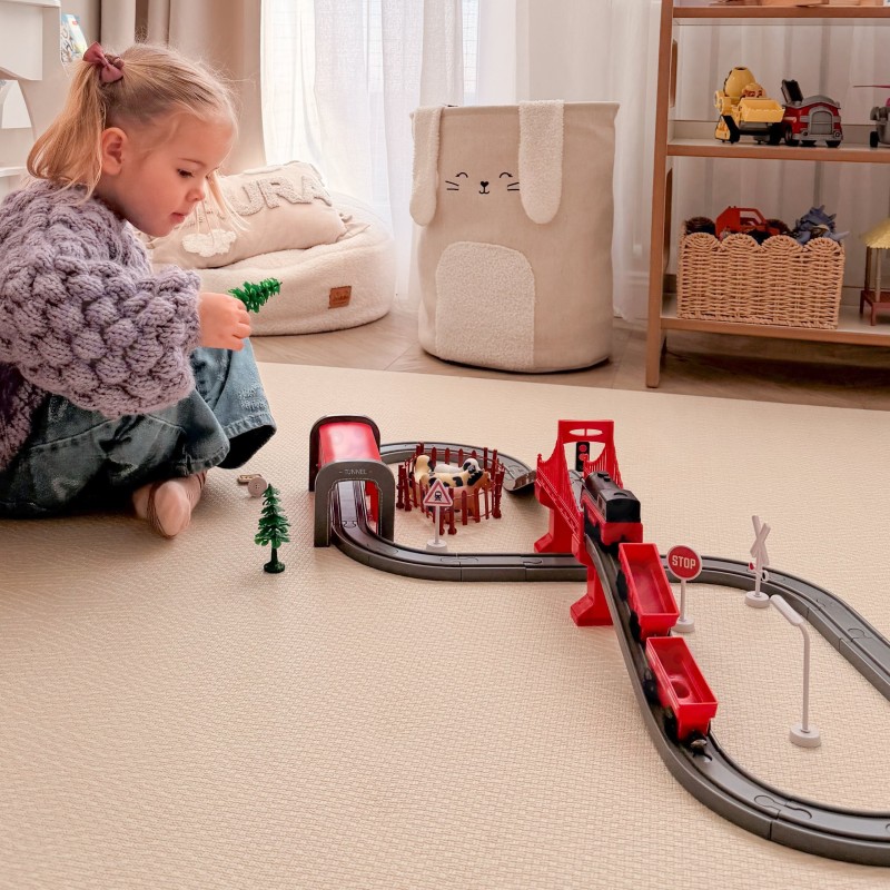 WOOPIE Zestaw Elektryczna Kolejka Lokomotywa Tor Farma Zwierzęta 70 el.