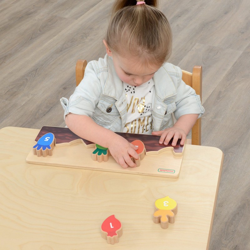 Masterkidz Drevený edukačný záhon – Farby, čísla a zelenina pre malých záhradníkov