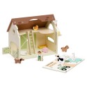 Classic World Drevený domček Farma Vintage – 17 dielna prenosná sada pre malých farmárov