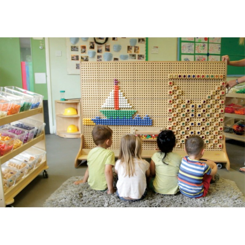 Masterkidz Obojstranná voľne stojaca STEM tabuľa (166 x 125 cm) – Kompletný vzdelávací ekosystém