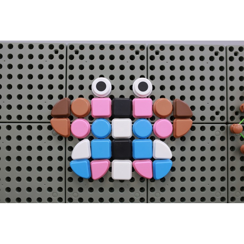 MASTERKIDZ Drewniana Tablica STEM Wolnostojąca XXL w Kształcie Domu + Akcesoria