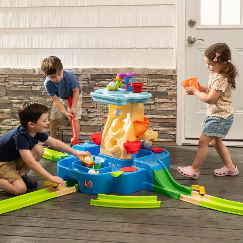 Step2 Detský vodný stôl s dráhou na minigolf