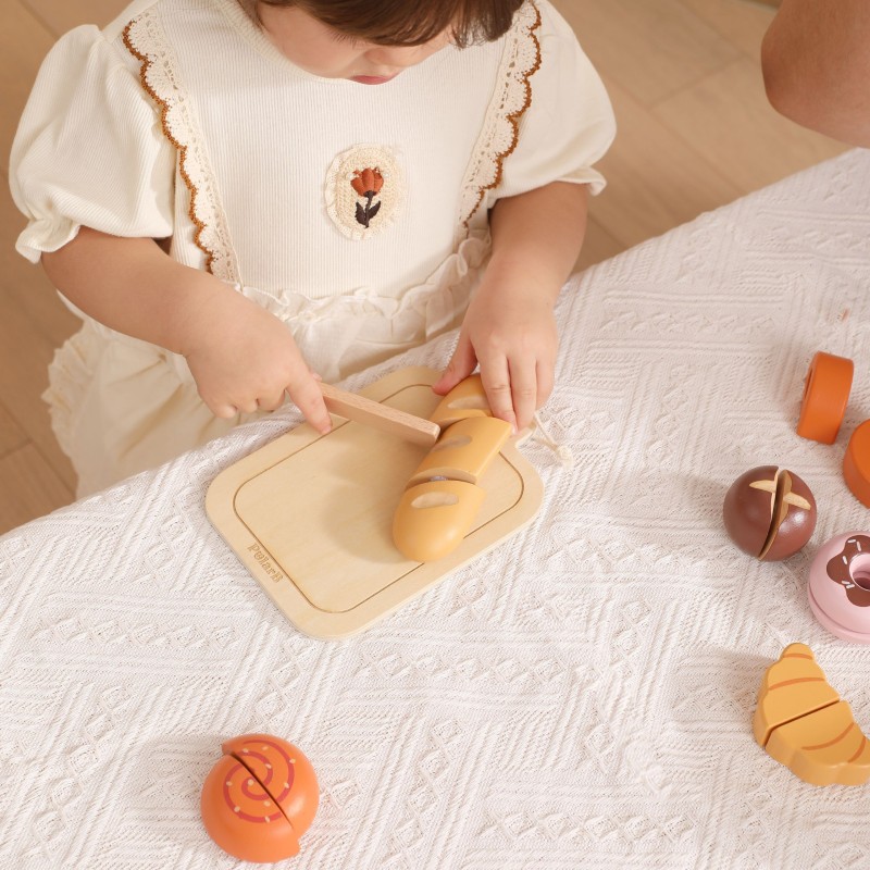 Viga Drevené pečivo na krájanie PolarB – Raňajkový set