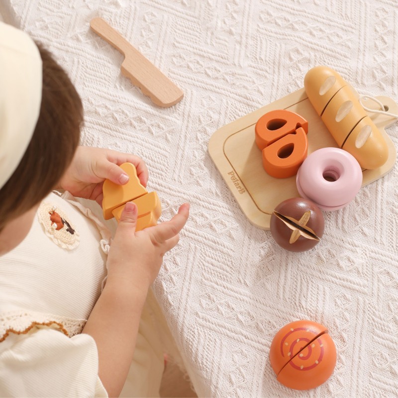 Viga Drevené pečivo na krájanie PolarB – Raňajkový set