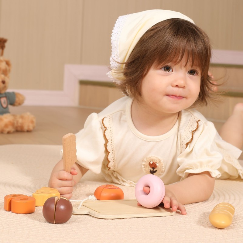 Viga Drevené pečivo na krájanie PolarB – Raňajkový set