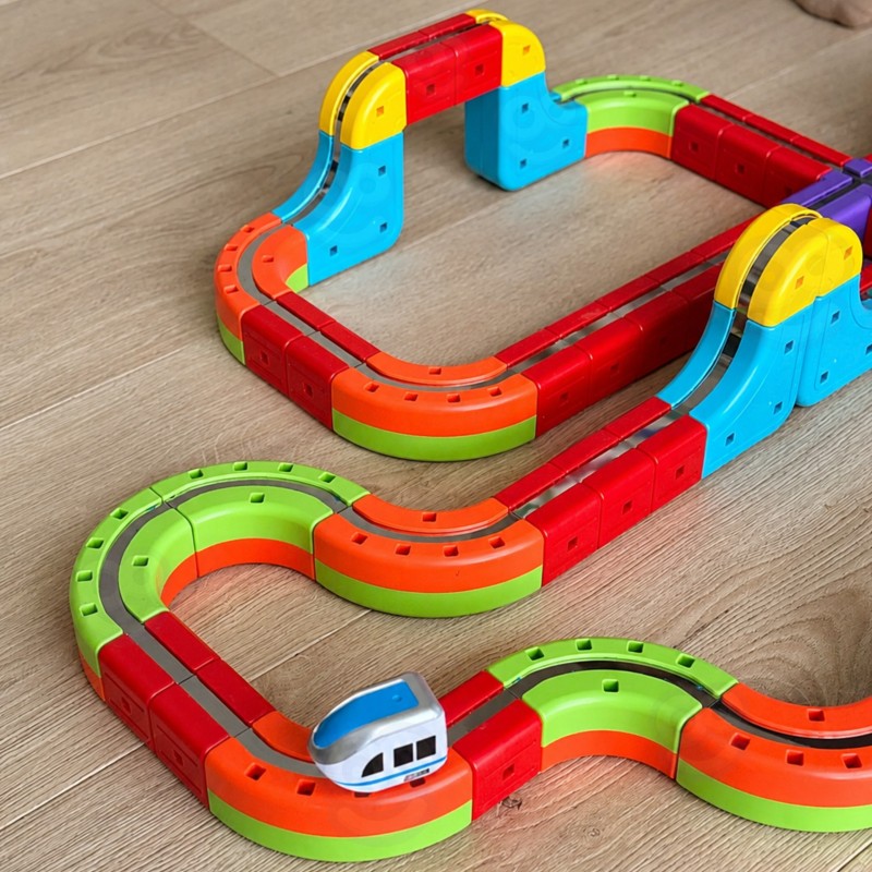 Woopie Magnetická antigravitačná kocková dráha Magic Cube Train – 68 ks