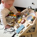 Woopie Drevená manipulačná doska Domček 2v1 Montessori