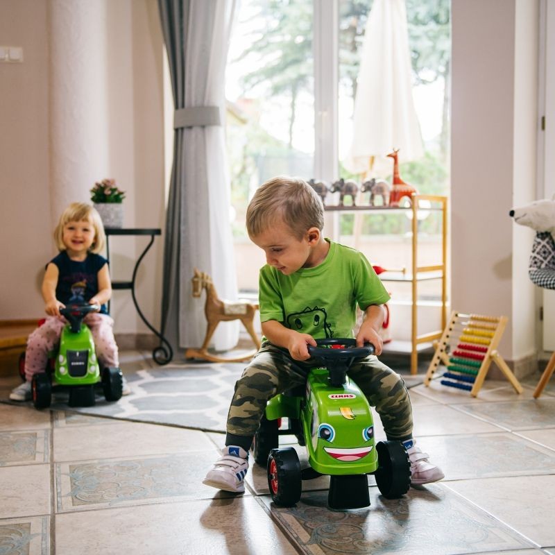 FALK Traktorík Baby s vlečkou od 1 roka - zelený