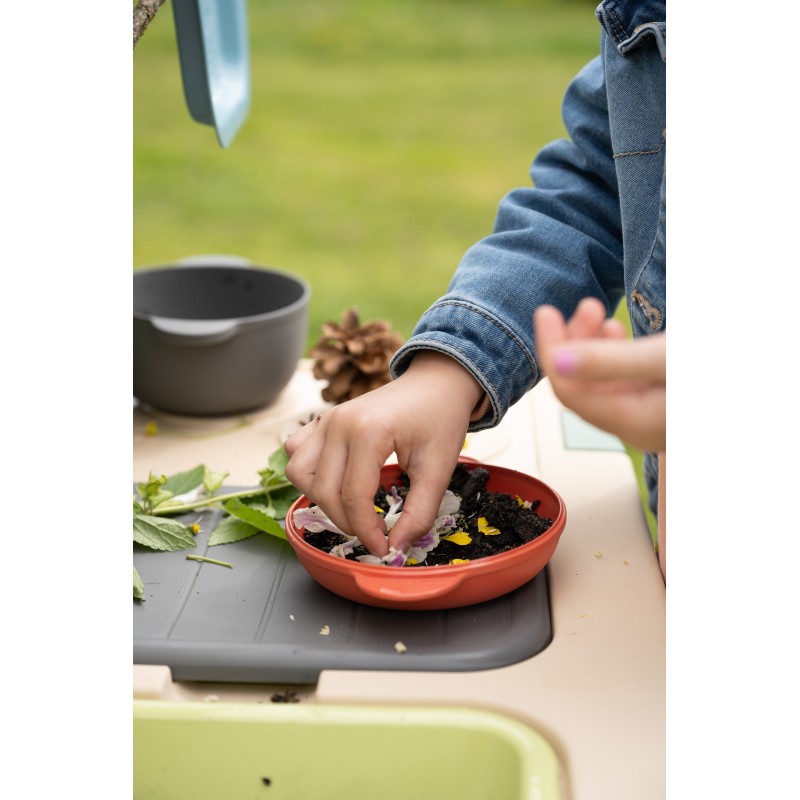 Smoby Kuchynka na vodu a piesok Life | EKO z 90% recyklovaných materiálov