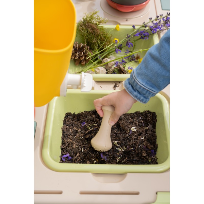 Smoby Kuchynka na vodu a piesok Life | EKO z 90% recyklovaných materiálov