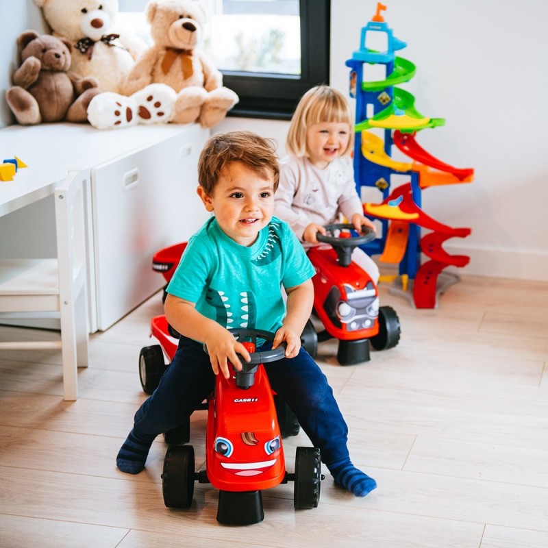 FALK Baby Case IH Ride-On Červený Detský Traktor s Vlečkou od 12 mesiacov