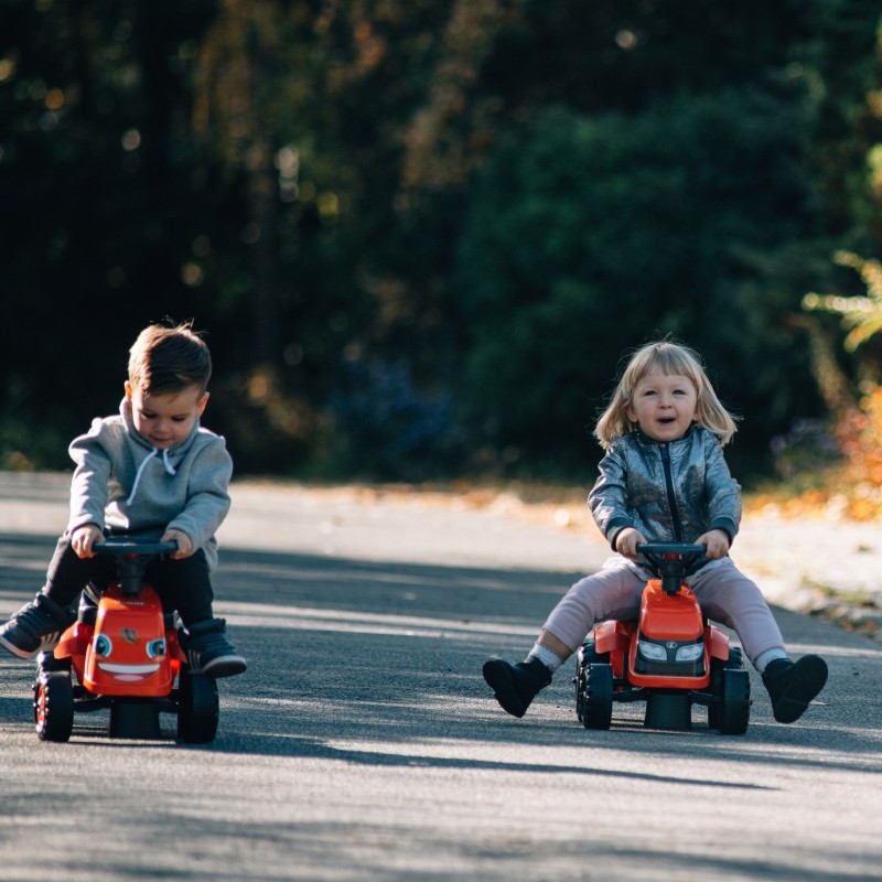 FALK Traktorík Baby Kubota s Vlečkou od 1 Roka