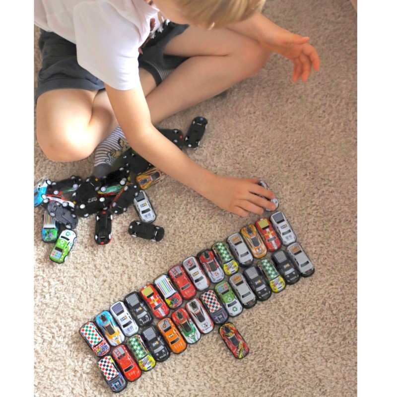 WOOPIE Sada Pretekársky Áut v Kufríku 50 ks. + Mapa