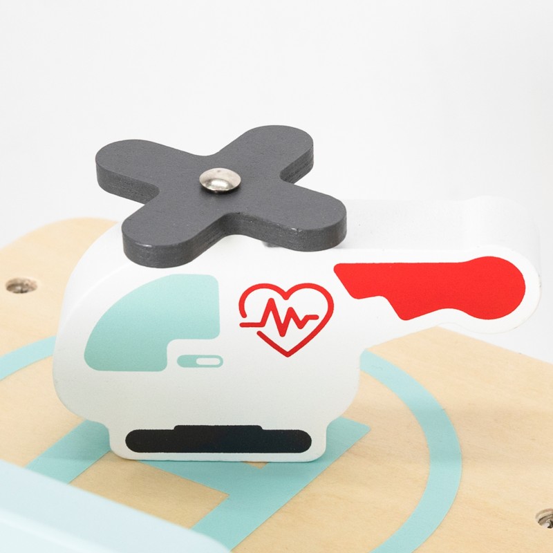 VIGA Drevená Nemocnica s Vozidlami a Figúrkami 15 Dielov