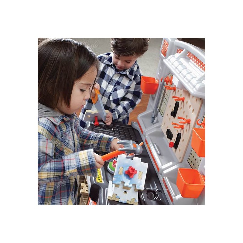 STEP2 Veľká Dielňa pre Deti s Osvetlením a Príslušenstvom 42 ks