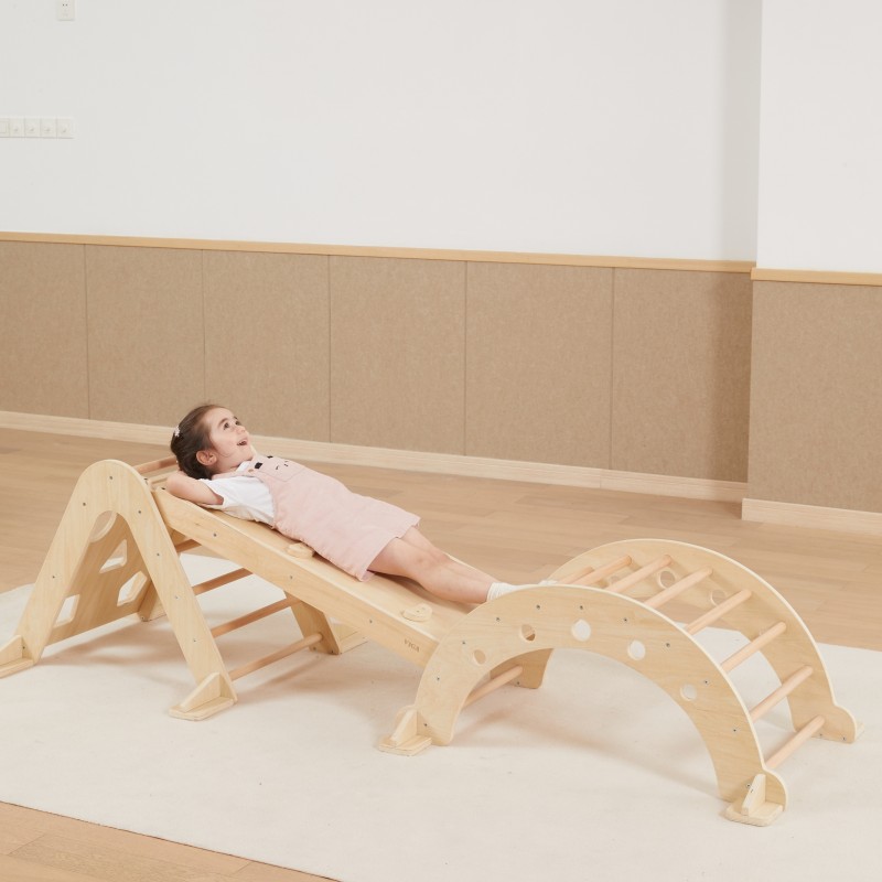 VIGA Drevená Šmykľavka a Lezecká Stena