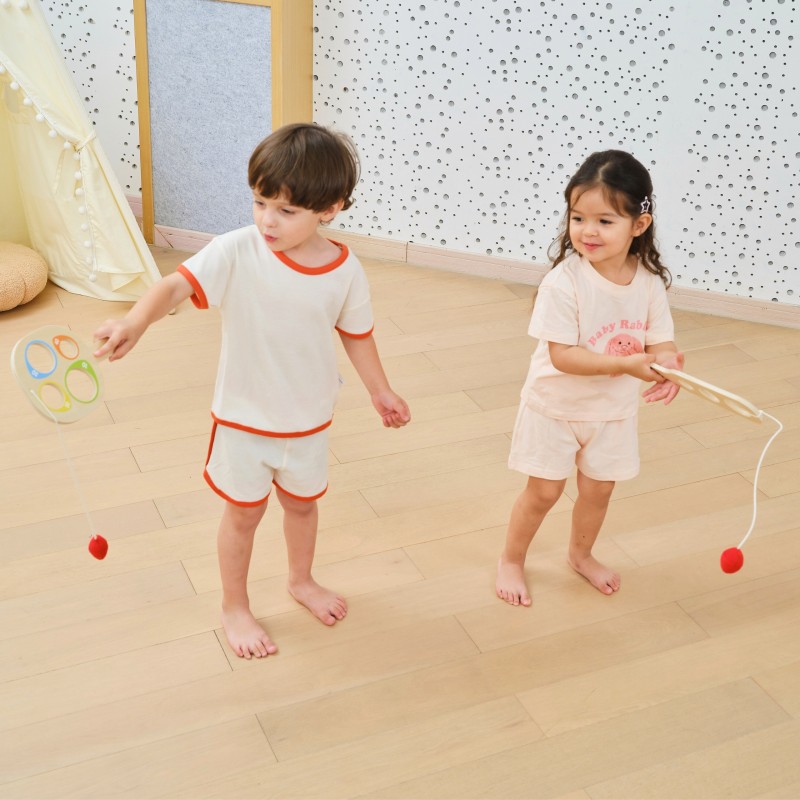 VIGA Drevená hra Chyť loptičku | Zručnostná sada pálok s bodovaním