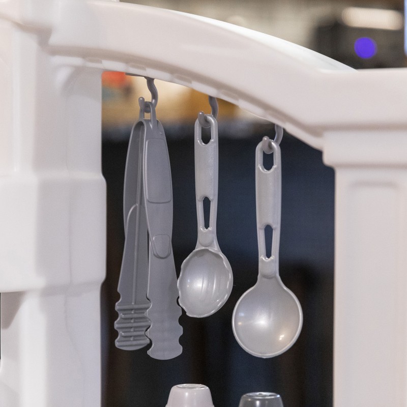 STEP2 Veľká Detská Kuchyňa s Príslušenstvom