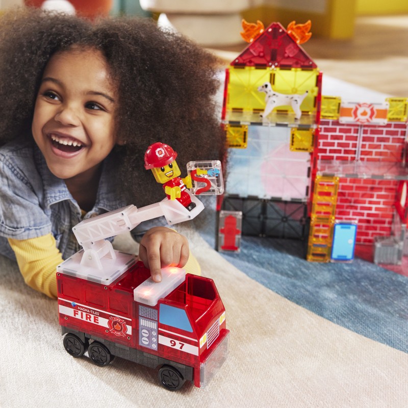 Magna-Tiles Fire Station (50 dielov) – Hasičská stanica so svetlom a zvukom