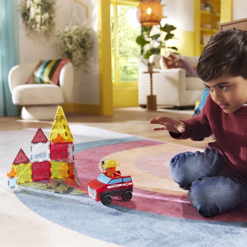 Magna-Tiles Fire Rescue (27 dielov) – Stavebnica Hasičské auto s figúrkou