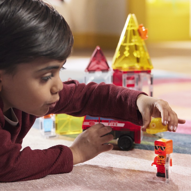 Magna-Tiles Fire Rescue (27 dielov) – Stavebnica Hasičské auto s figúrkou