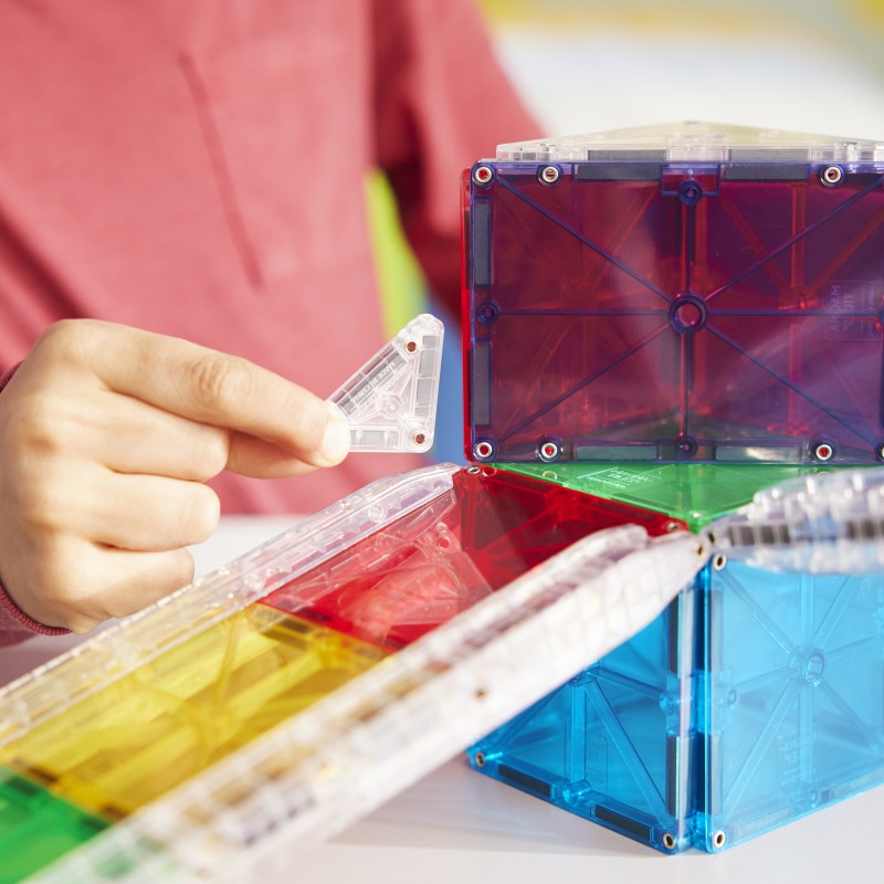 Magna-Tiles Rail Racers (33 dielov) – Magnetická guličková dráha