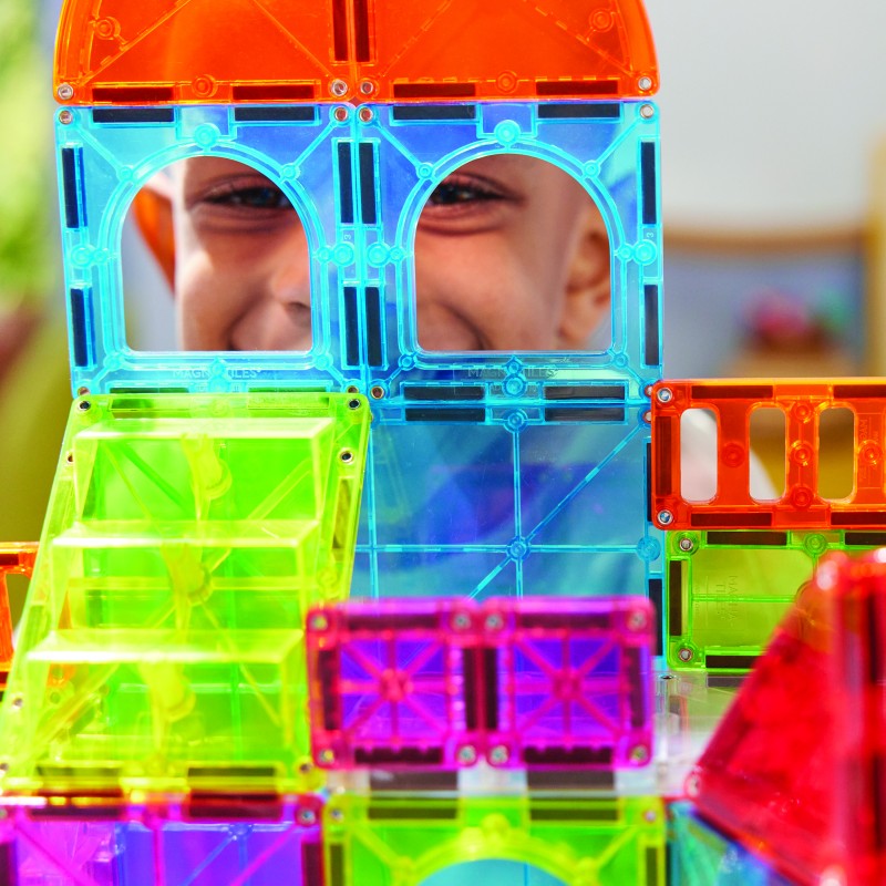 Magna-Tiles City Center (110 dielov) – Veľká magnetická