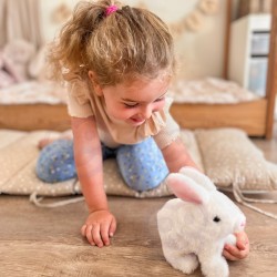 WOOPIE Interaktívny zajačik s mrkvičkou | Chodí, hýbe ušami a vydáva zvuky