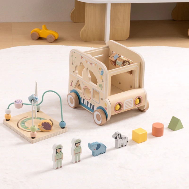 WOOPIE GREEN Drevené auto Safari | Aktivitná kocka a motorická hračka s labyrintom (FSC)