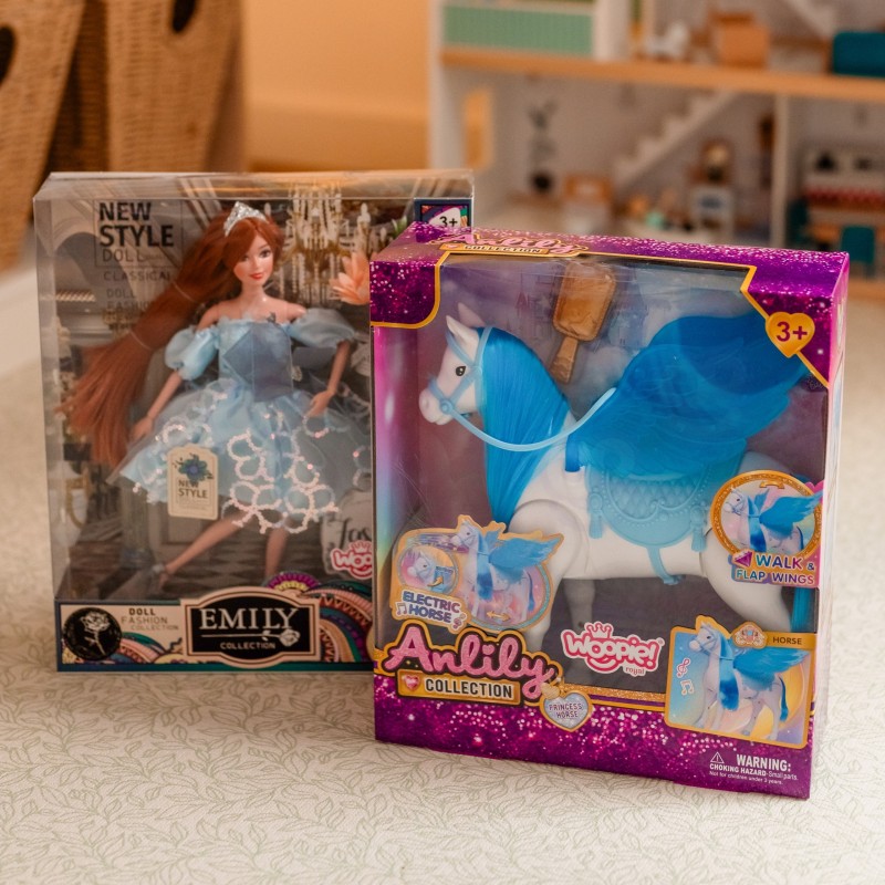 WOOPIE ROYAL Interaktívny kôň Pegas | Chodiaci koník pre bábiky s krídlami a kefou