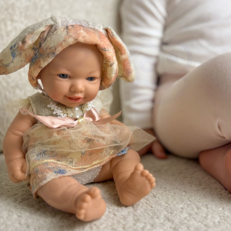 WOOPIE ROYAL Lalka Bobas Vintage 24 cm w Sukience i Czapeczce Króliczka